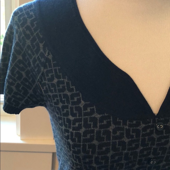 Lamb knit sweater top and belt - Picture 7 of 7